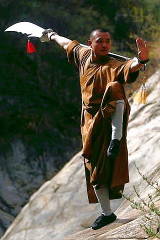 Shaolin Sengfu Changgua Robe (Cotton Linen)