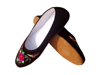 Chinese Handmade Silk Embroidery Shoes