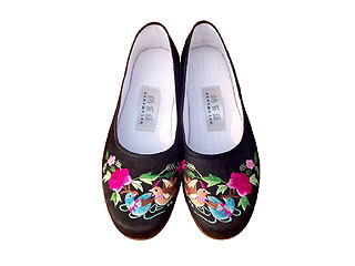 Chinese Handmade Silk Embroidery Shoes