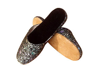 Chinese Handmade Embroidery Slippers